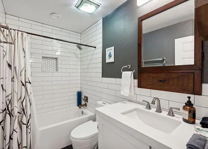 La Privada Stay-heated Pool-in North